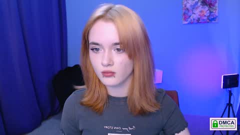 Snapshot of liana_kisses chatting on 01-02-25, 07:40 Little Liana online show from 01-02-25, 07:40