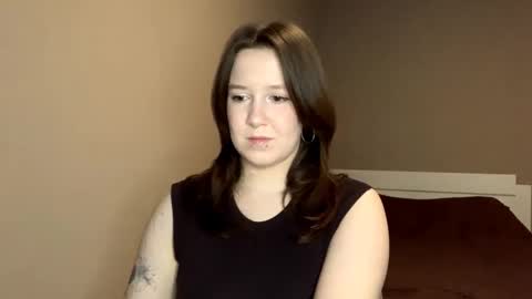 Snapshot of lianabrocklesby chatting on 04-13-26, 04:23 Sofia online show from 04-13-26, 04:23