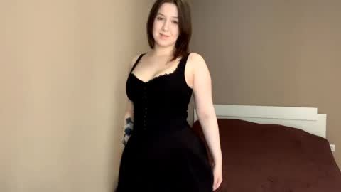 Snapshot of lianabrocklesby chatting on 04-29-26, 04:33 Sofia online show from 04-29-26, 04:33