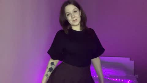 Snapshot of lianabrocklesby chatting on 05-06-26, 04:56 Sofia online show from 05-06-26, 04:56
