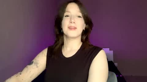 Snapshot of lianabrocklesby chatting on 05-11-26, 05:21 Sofia online show from 05-11-26, 05:21