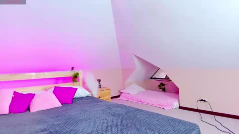 Snapshot of liann_stark chatting on 10-19-25, 06:36 Lian online show from 10-19-25, 06:36