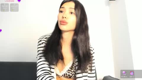 Snapshot of lianye chatting on 09-19-25, 06:37 Lian online show from 09-19-25, 06:37