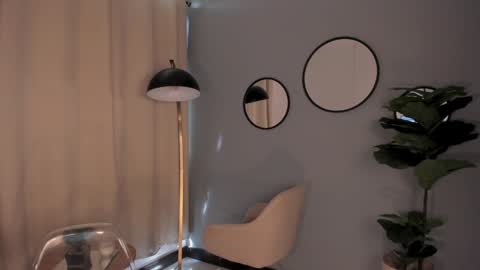 Lia online show from 12-27-24, 03:48