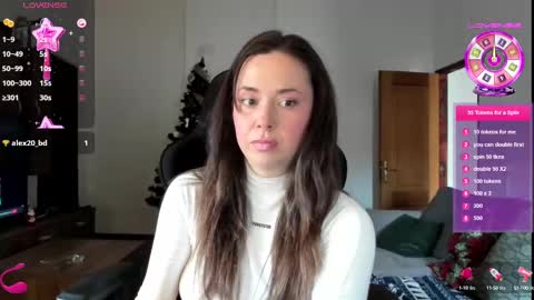 Snapshot of liaquinn chatting on 02-14-25, 01:51 LiaQuinn online show from 02-14-25, 01:51