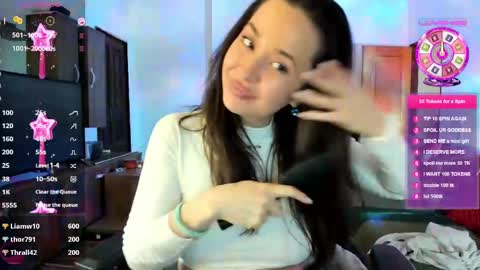 Snapshot of liaquinn chatting on 02-28-25, 03:04 LiaQuinn online show from 02-28-25, 03:04