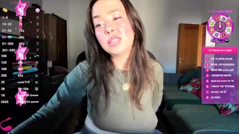 Snapshot of liaquinn chatting on 03-03-25, 02:26 LiaQuinn online show from 03-03-25, 02:26