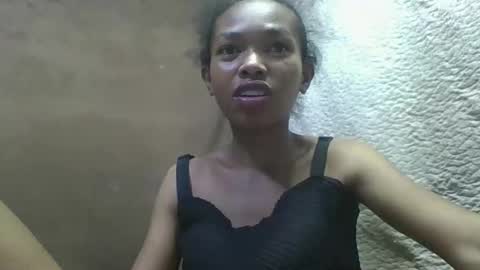 liaraisha online show from 09-29-25, 08:35