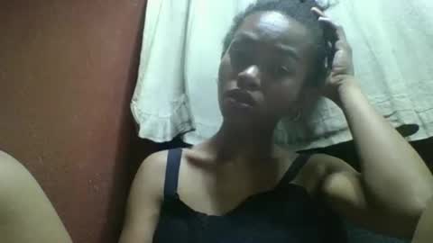 liaraisha online show from 11-18-25, 05:23