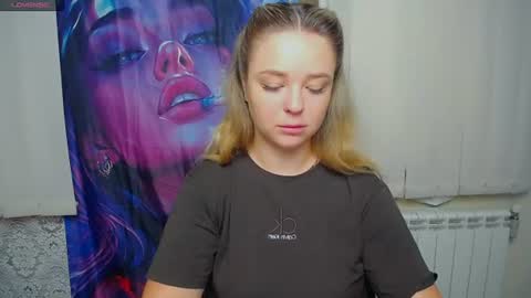 Snapshot of liaralime_ chatting on 06-25-26, 05:34 Liara online show from 06-25-26, 05:34