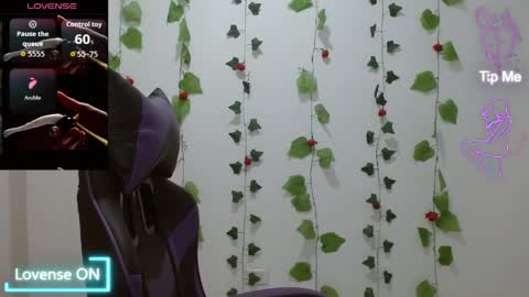 Lia Roberts online show from 04-09-26, 03:06