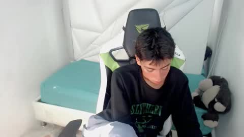 Snapshot of liarr_ chatting on 02-24-26, 08:29 LIAR online show from 02-24-26, 08:29