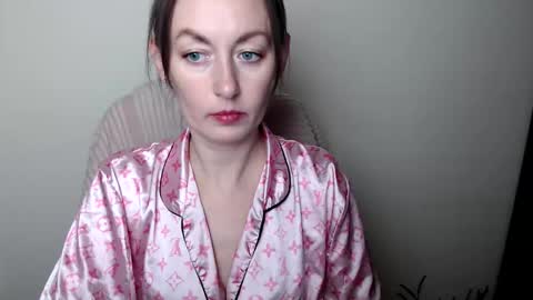 Lia online show from 02-23-26, 01:08