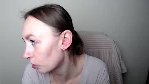 Lia online show from 03-02-26, 01:07