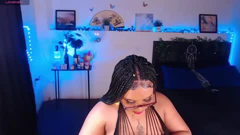 Snapshot of liascarlett chatting on 09-21-25, 07:26 LiaScarlett online show from 09-21-25, 07:26