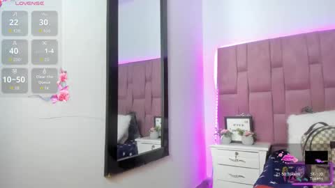 Snapshot of liat_vega chatting on 05-15-26, 11:56 Lyath Vega online show from 05-15-26, 11:56