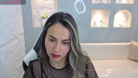 Snapshot of liat_white_tx chatting on 09-13-25, 01:11 Online 800 to 1400 online show from 09-13-25, 01:11