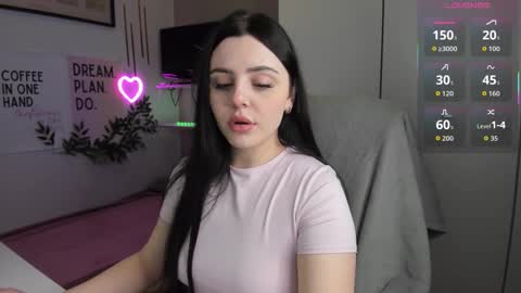 Lia online show from 12-05-25, 07:39