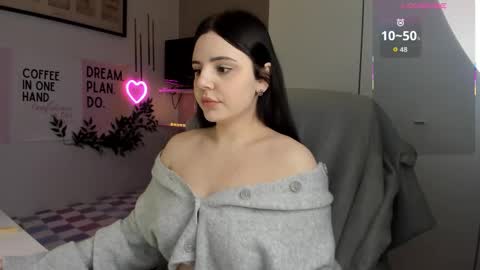 Lia online show from 01-13-26, 09:47