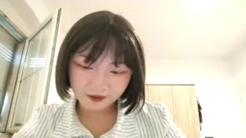 Molly online show from 07-17-26, 04:45