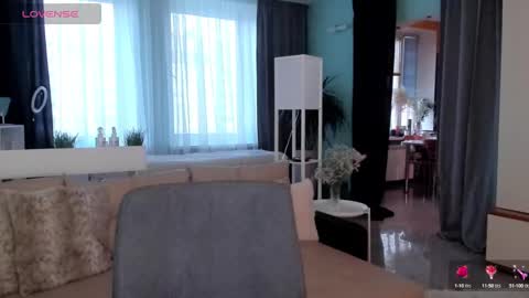 Snapshot of libby_nora chatting on 01-29-25, 10:48 Libby online show from 01-29-25, 10:48