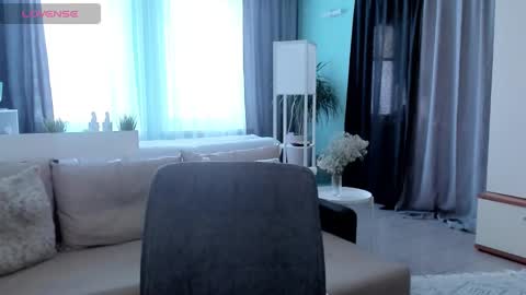 Snapshot of libby_nora chatting on 02-11-25, 10:59 Libby online show from 02-11-25, 10:59