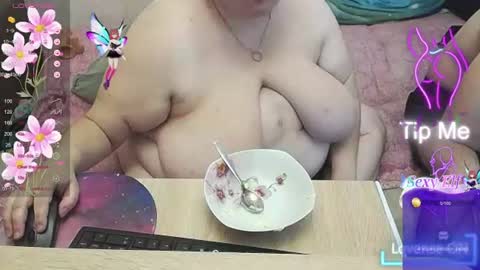 Snapshot of licablack chatting on 07-15-26, 06:40 LicaBlack online show from 07-15-26, 06:40