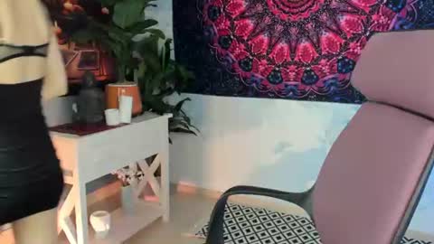 Hey My name is Lida online show from 06-30-26, 09:32