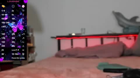 Snapshot of liebesophie chatting on 02-13-25, 02:20 Sophie online show from 02-13-25, 02:20