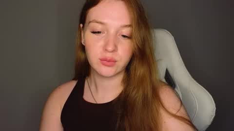 Snapshot of liebevol chatting on 10-27-25, 06:12 Amelia Next stream Friday - start 1500-1600 UTC online show from 10-27-25, 06:12