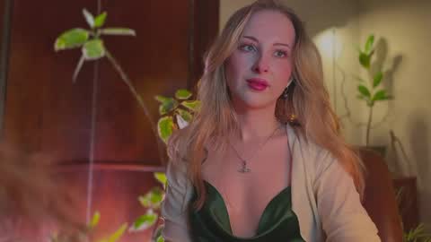 its my birthday today so im offline  but id be so happy if you felt like sending me a birthday love while im away  online show from 03-02-26, 06:37