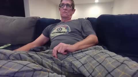 Snapshot of lifer77 chatting on 10-28-25, 03:54 lifer77 online show from 10-28-25, 03:54