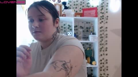 Snapshot of light_lunaa chatting on 01-12-25, 01:58 light_lunaa online show from 01-12-25, 01:58