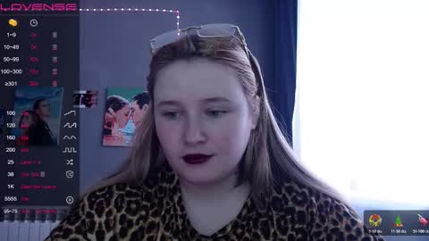 Snapshot of light_lunaa chatting on 11-21-25, 08:35 light_lunaa online show from 11-21-25, 08:35