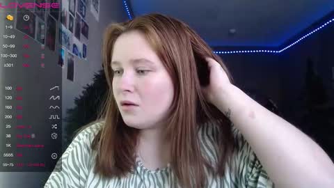 Snapshot of light_lunaa chatting on 01-15-26, 09:25 light_lunaa online show from 01-15-26, 09:25