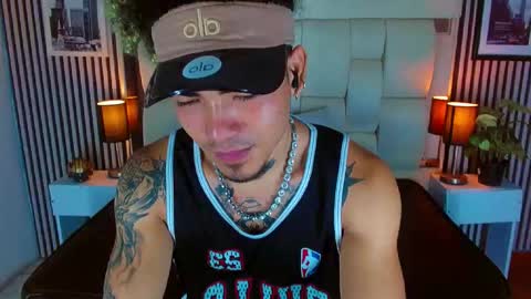 Lihan online show from 12-18-25, 01:06