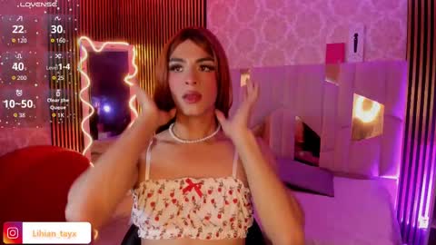 LIHIAN online show from 10-11-25, 03:28