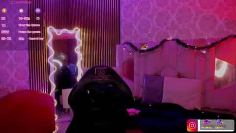 LIHIAN online show from 11-30-25, 03:54