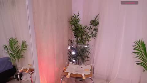 Snapshot of liia_sweett chatting on 06-17-26, 04:19 Lia Sweet online show from 06-17-26, 04:19