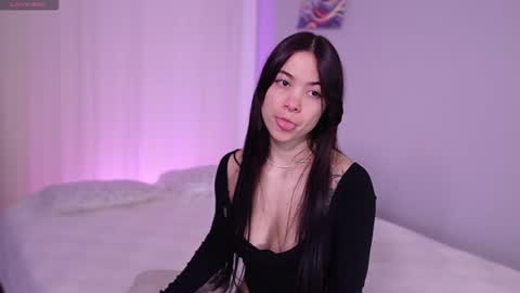Snapshot of liia_sweett chatting on 06-20-26, 04:10 Lia Sweet online show from 06-20-26, 04:10