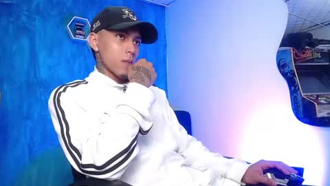 Snapshot of liiaam_lee_ chatting on 01-10-25, 12:47 Daniel online show from 01-10-25, 12:47