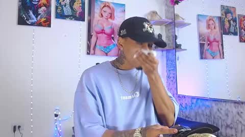 Snapshot of liiaam_lee_ chatting on 09-29-25, 01:38 Daniel online show from 09-29-25, 01:38