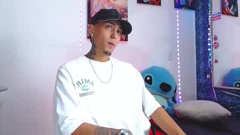 Snapshot of liiaam_lee_ chatting on 11-01-25, 12:51 Daniel online show from 11-01-25, 12:51