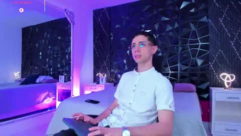 Snapshot of liiamhudson_ chatting on 09-12-25, 09:59 L I I A M online show from 09-12-25, 09:59