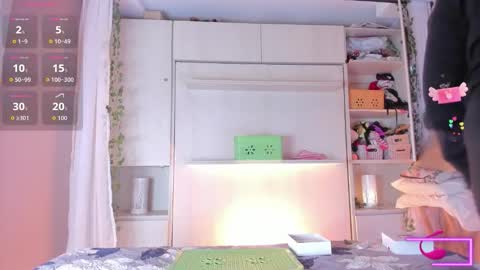         online show from 12-05-25, 11:41