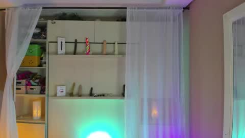         online show from 01-07-26, 11:45