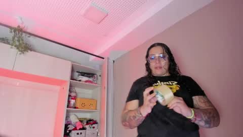         online show from 04-14-26, 11:38