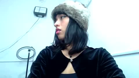 Snapshot of liilithstone chatting on 05-22-26, 03:02 liilithstone online show from 05-22-26, 03:02
