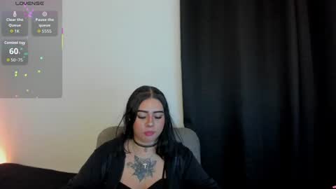 Snapshot of liily_moore chatting on 06-20-26, 05:10 Lily Moore online show from 06-20-26, 05:10