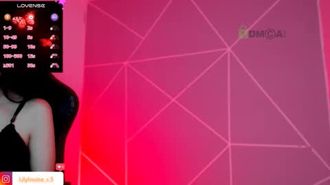 Snapshot of liilylouise chatting on 11-10-25, 12:04 Liliana online show from 11-10-25, 12:04